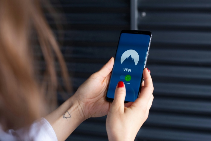 Priviacy van smartphone telefoon met NordVPN